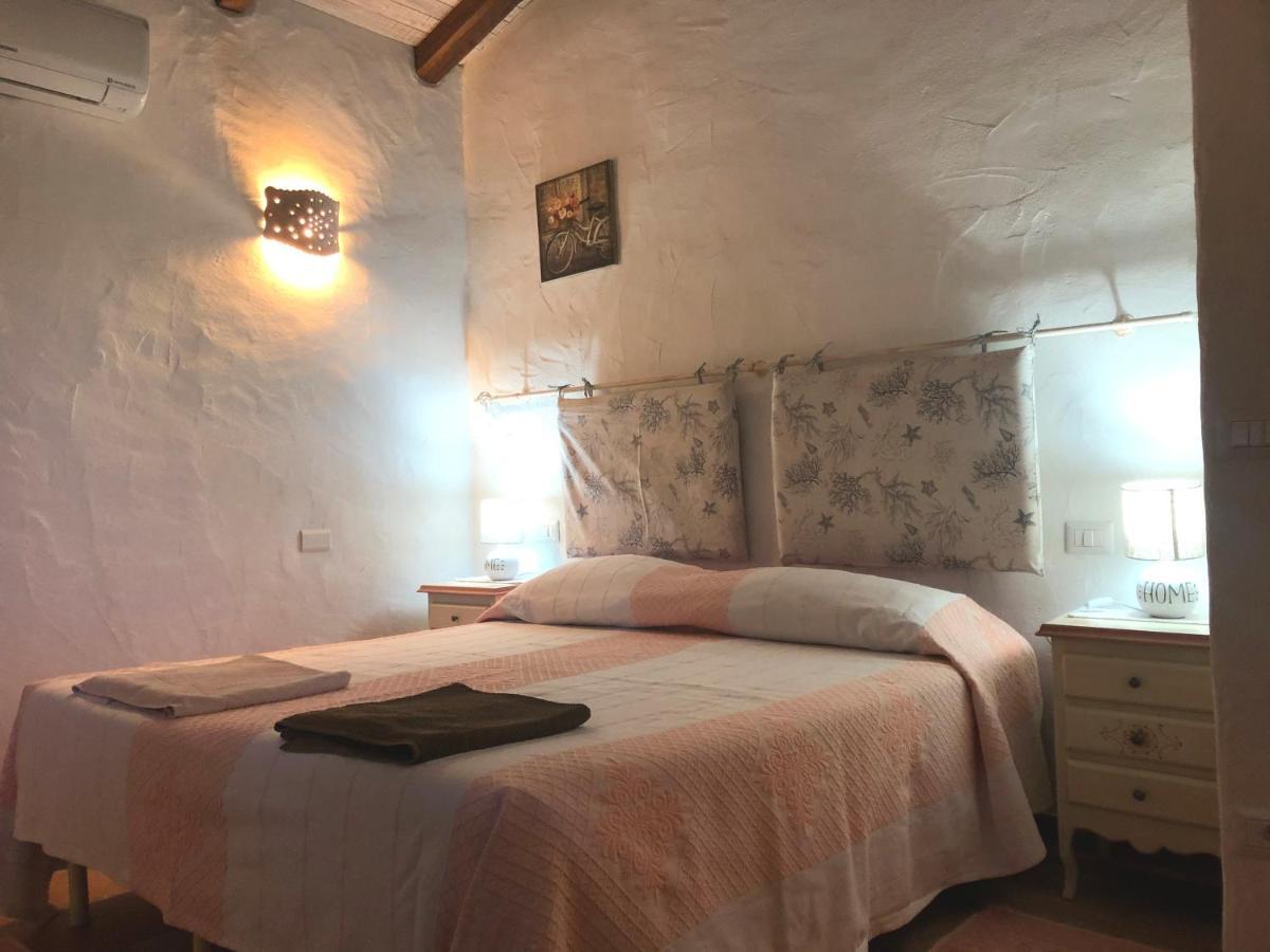 Agriturismo Fioredda Aglientu Exterior photo